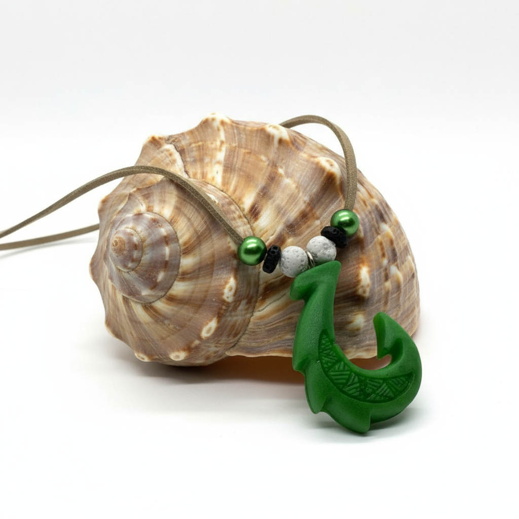 Hawaiian Hook Necklace (Bright Green)