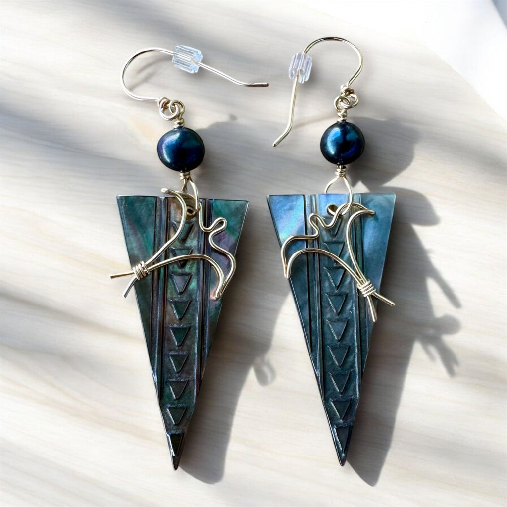 Black Lip Shell Hawaiian Eva bird Earrings by Queen Bea Creations Maui