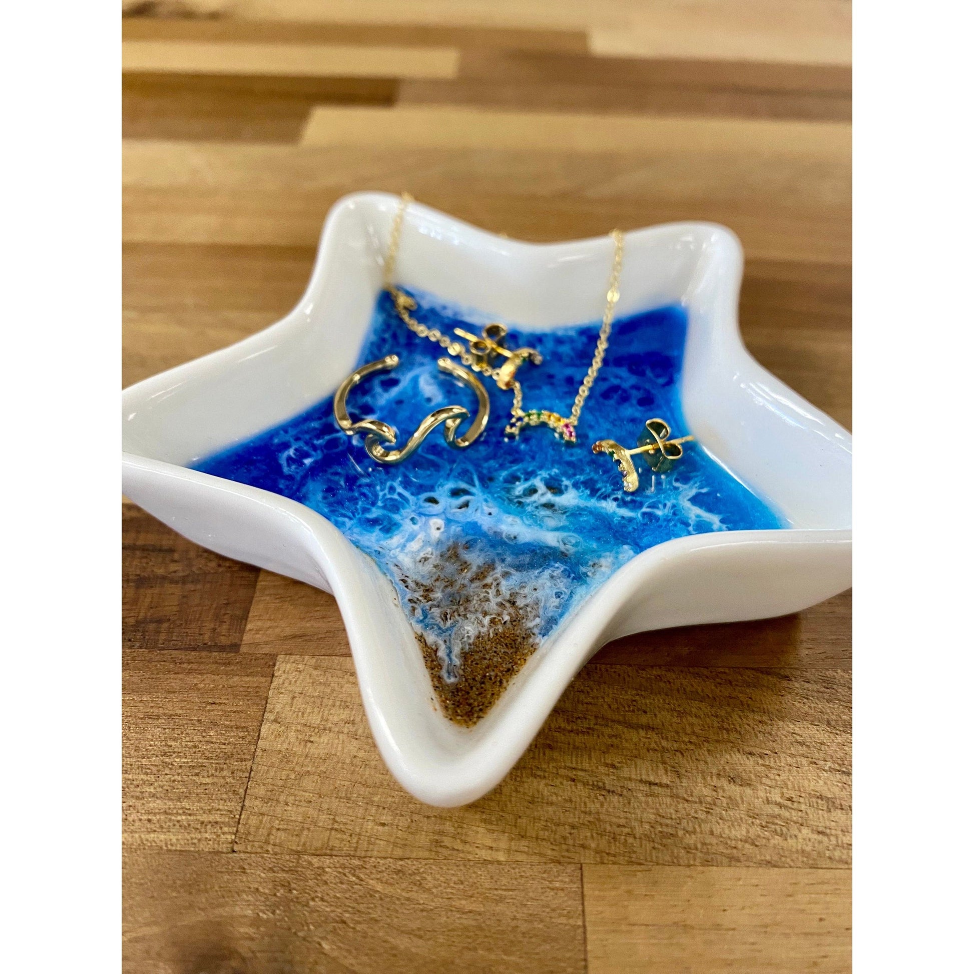 Star Shaped Resin Bowls